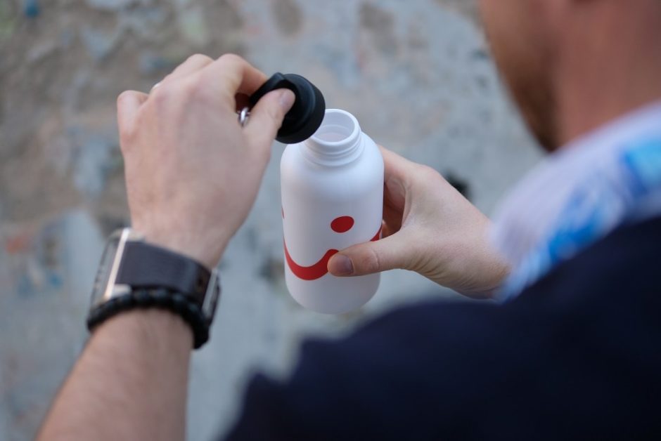 Bouteille personnalisable avec le logo de l'entreprise