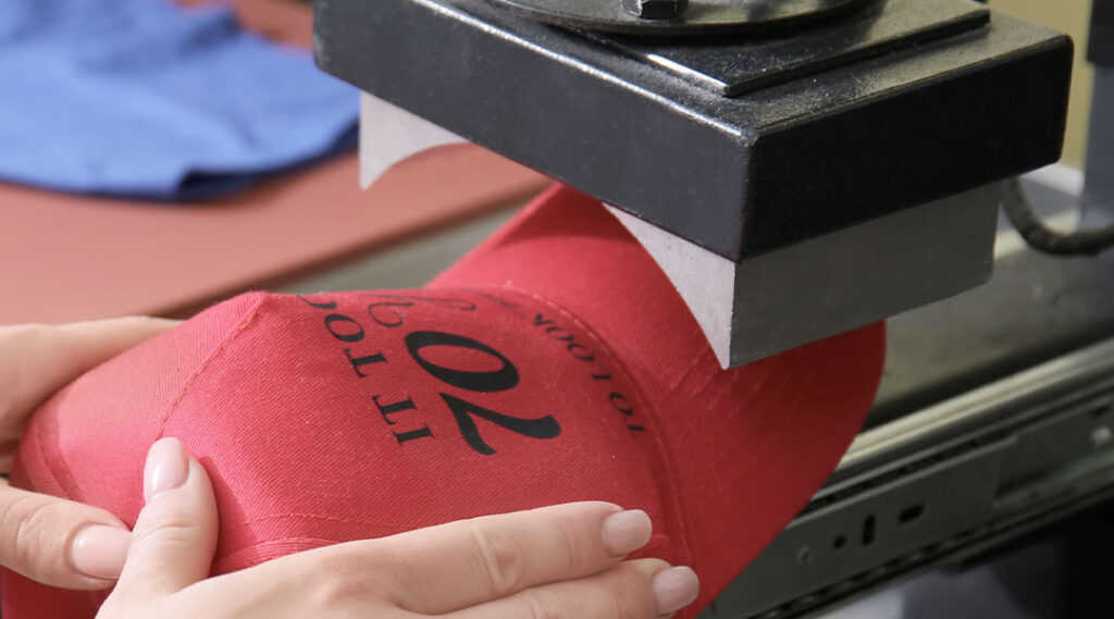 Impression sur casquette personnalisée