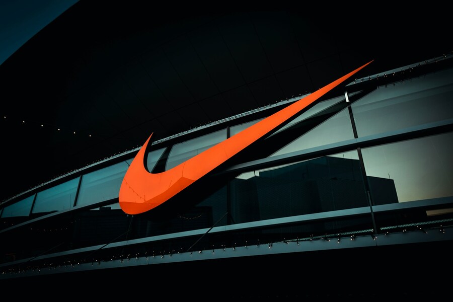 logo nike marque