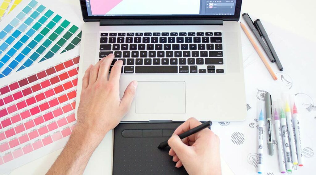 Ordinateur et design graphiste