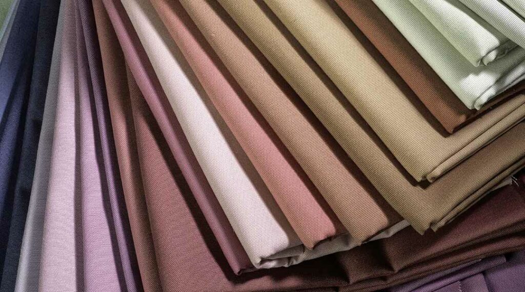 tissus de différentes couleurs