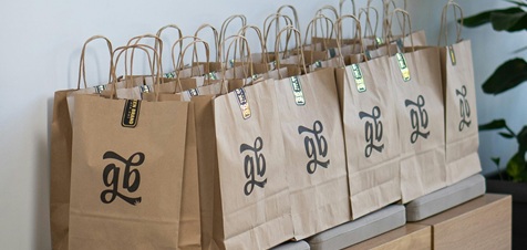 Sac papier avec le logo
