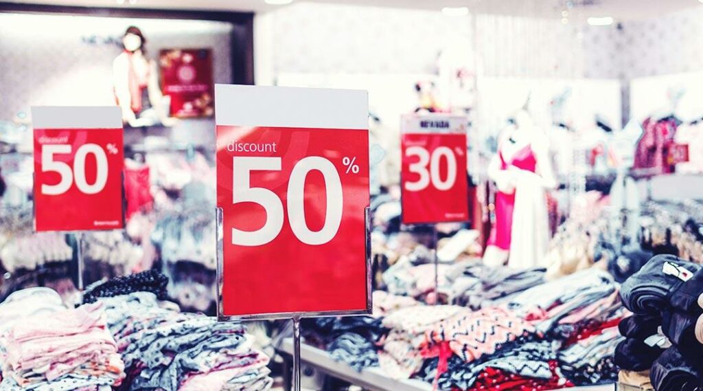 magasin de vêtements avec reductions 50%