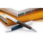 Notre stylo le plus exclusif à offrir aux clients Encre noire Class A couleur noir vue d'ambiance