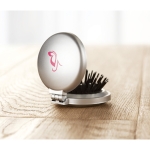 Petit miroir avec brosse de poche ronde pour les cheveux Combi couleur argenté deuxième vue d'ambiance 2
