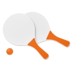 Set de tennis pour la plage composé de 2 raquettes en bois et 1 balle couleur orange deuxième vue