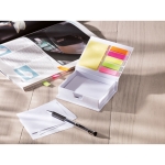 Post-it publicitaire en carton blanc avec post-it Memoset couleur blanc deuxième vue d'ambiance