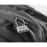Cadenas personnalisable à bagages à offrir aux clients Coffre-fort couleur argenté mat deuxième vue d'ambiance principale