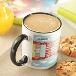 Mug pour sublimation avec anse et intérieur colorés 300ml Sublim Color couleur noir deuxième vue d'ambiance 2