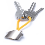 Porte-clés en métal en forme de maison avec un ruban coloré Bolky couleur jaune