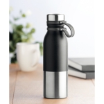 Gourde isotherme personnalisée anti-fuites bicolore 600 ml DoubleTwist couleur noir vue d'ambiance