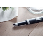 Grand briquet personnalisable rechargeable avec USB Electric Plus couleur noir deuxième vue d'ambiance