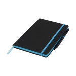 Carnet avec stylo et détails coloré A5 avec pages lignées BlackBook couleur bleu ciel deuxième vue frontale