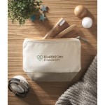 Trousse de toilette personnalisée en coton 340 g/m² Promenade couleur gris taupe deuxième vue d'ambiance principale