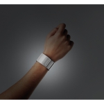 Bracelets personnalisés réfléchissants en PVC fluorescent VisiPro couleur argenté troisième vue
