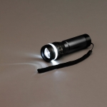 Lampe torche promotionnelle en aluminium avec 3 modes Trios couleur noir troisième vue