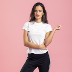 T-shirts de sport personnalisés en polyester 135 g/m² MKT vue d'ambiance