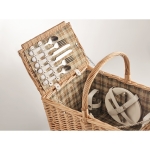 Panier set pique-nique personnalisable pour 4 personnes Ciutadella couleur bois deuxième vue photographique