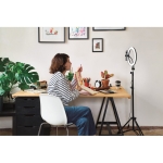 Anneau lumineux LED avec trépied et support mobile Stories couleur noir quatrième vue d'ambiance