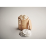20 lingettes nettoyantes visage réutilisables dans un sachet Bamboo couleur bois quatrième vue photographique