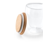 Verre en verre à double paroi avec couvercle de 350 ml Vacuum Medium couleur bois clair