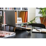 Support pour PC et tablette en bambou en pochette individuelle Bamboo couleur bois vue d'ambiance