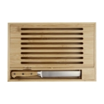Planche avec couteau et design pour miettes Ramasse miettes couleur bois clair deuxième vue frontale