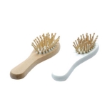 Brosse à picots en bois personnalisée avec logo Provence couleur naturel première vue