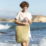 Sac de plage personnalisé avec une esthétique de paille Mallorca couleur naturel septième vue