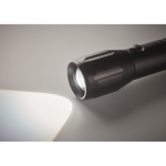 Lampe torche publicitaire en aluminium avec LED Longview couleur noir troisième vue photographique