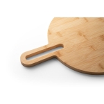 Planche à servir et à découper ronde avec poignée et logo Cater couleur naturel troisième vue
