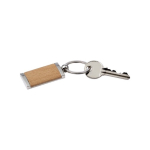Porte-clés en bambou en forme rectangulaire avec boîtier en métal couleur bois septième vue