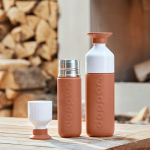 Gourde publicitaire isotherme éco avec gobelet 580 ml Dopper Insulated couleur orange foncé quatrième vue