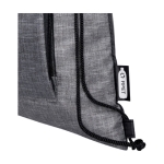 Sac à dos ficelle personnalisable RPET pliable avec une poche avant couleur gris vue détail 1