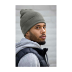 Élégant bonnet d'hiver publicitaire Elevate™ Irwin couleur sable image nature morte