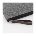Trousse de toilette à logo en feutre RPET recyclé Felt RPET couleur gris troisième vue
