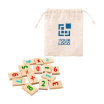 Jeu de pièces en bois avec numéros dans une pochette en coton Numbers couleur naturel avec zone d'impression