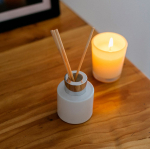 Coffret aromatique avec diffuseur 50 ml et bougie parfumée Wellness couleur blanc vue détail 2