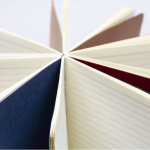 Carnet A5 à couverture en carton avec pages lignées couleur crème