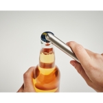 Rafraîchisseur de bouteilles avec décapsuleur pour la publicité Bottle couleur argenté mat troisième vue photographique