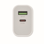 Prise UE à 2 connexions type A et C et charge rapide UE Port couleur blanc deuxième vue