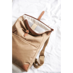 Sac à dos pour ordinateur en polyester recyclé avec boucle couleur marron clair vue d'ambience 3