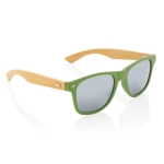 Lunettes de soleil en plastique recyclé et bambou UV400 BambuSun couleur vert