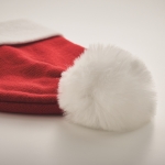 Bonnet de Noël tricoté en polyester PET avec manchette et pompon couleur rouge quatrième vue photographique