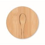 Salière et poivrière en bambou avec couvercle tournant et cuillère couleur bois cinquième vue