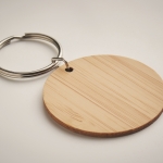 Porte-clés personnalisé simple en bambou rond pas cher couleur bois troisième vue photographique