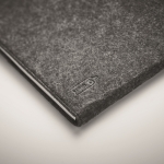 Porte-documents en feutre RPET avec bloc-notes et porte-stylo A4 couleur gris foncé cinquième vue photographique