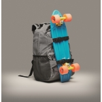 Sac à dos en polyester réfléchissant rembourré pour ordinateur de 15´´ couleur argenté mat vue photographique