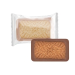 Biscuit personnalisé enrobé de chocolat au lait avec motif floral couleur transparent