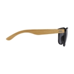 Lunettes de soleil en bambou et plastique recyclé à protection UV400 couleur naturel vue latéral avec logo 2